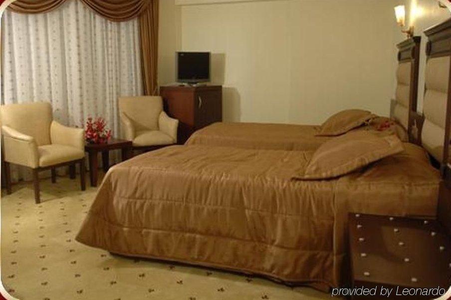 Cukurova Park Hotel Adana Kamer foto