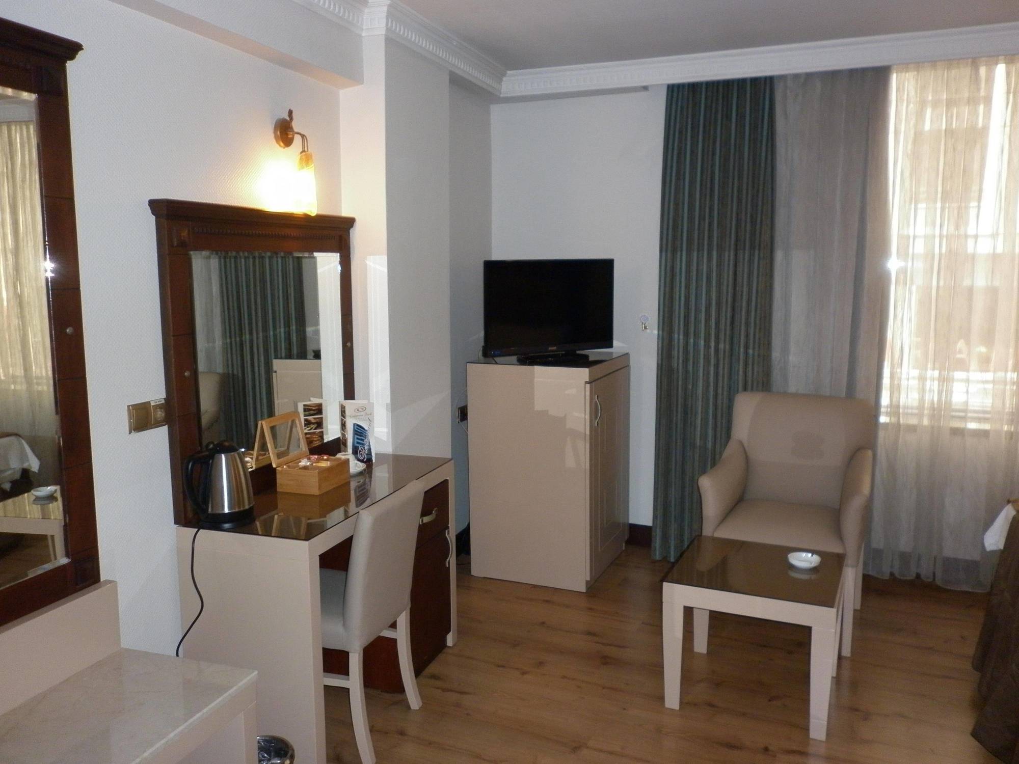Cukurova Park Hotel Adana Buitenkant foto