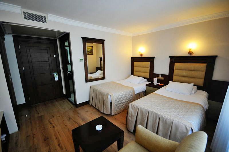 Cukurova Park Hotel Adana Buitenkant foto